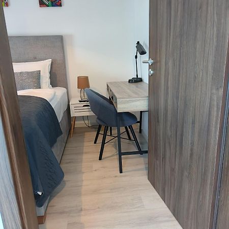 Pe-Ki Lux Apartman Székesfehérvár Buitenkant foto